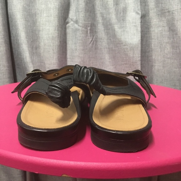 Vionic Flats - Picture 4 of 9